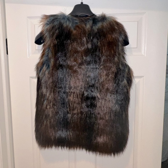 J.McLaughlin  Cordina outerwear ombré fur vest - Picture 4 of 5